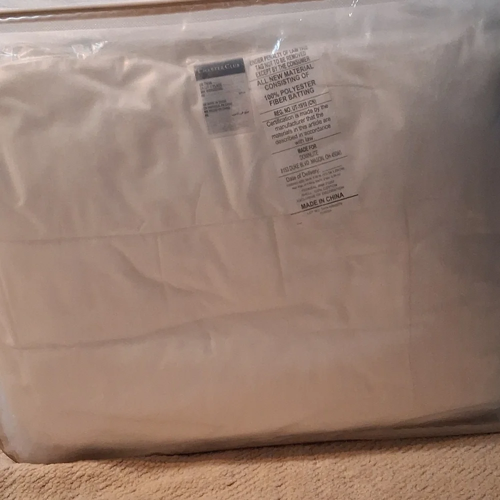 CHARTER CLUB Super Luxe YEAR ROUND Comforter